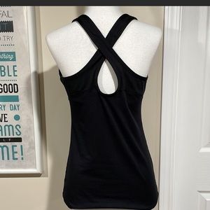 Athleta Keyhole Tank Top Bra
